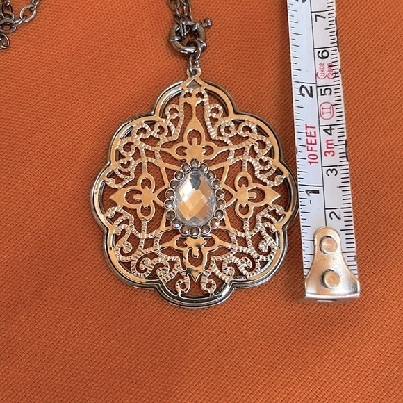 Lia Sophia Pendant Long Necklance Intricate Filigree Multifaceted Stone - Picture 5 of 6